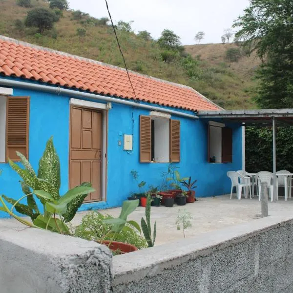 Casa Pé di Polon holiday home，位于Cidade Velha的酒店