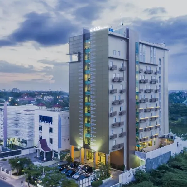 KHAS Pekanbaru Hotel，位于Palas的酒店