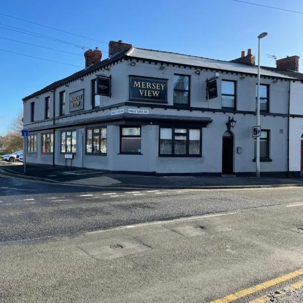 Mersey view Hotel & Pub，位于Cronton的酒店