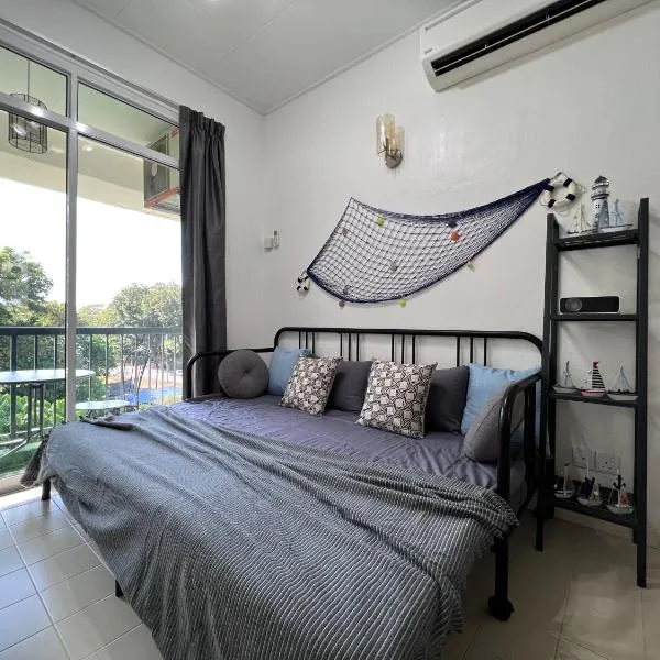 EE's Beach House - Homestay 3 min walk to beach，位于峇都丁宜的酒店