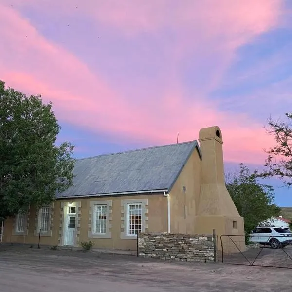 Die Tabakhuis - Karoo (Sutherland)，位于萨瑟兰的酒店