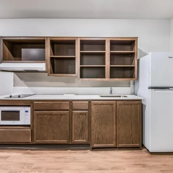 WoodSpring Suites Tampa Airport North Veterans Expressway，位于坦帕的酒店