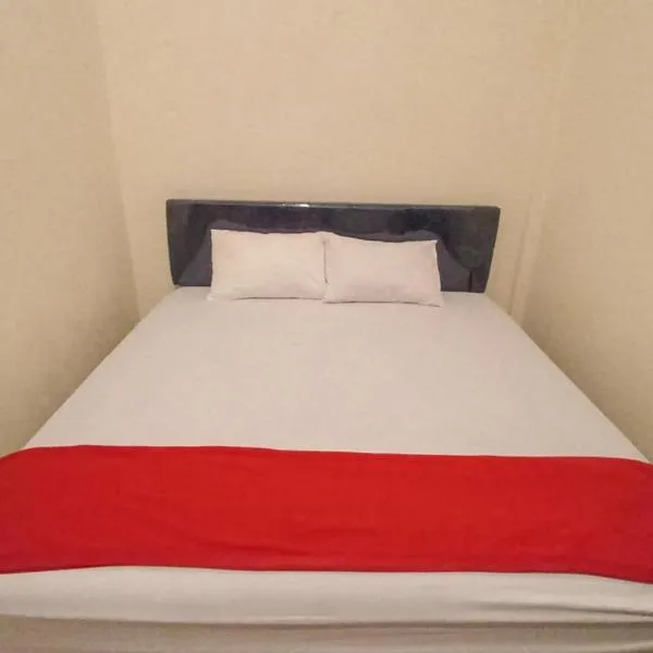 RedDoorz Syariah near Sentani City Square，位于Weversdorp的酒店