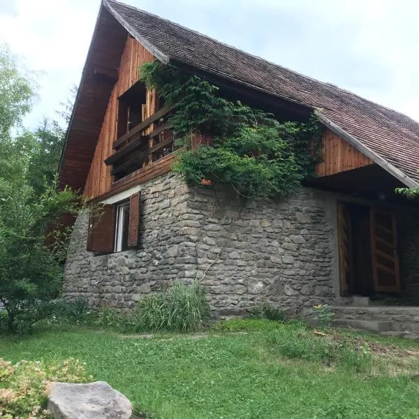 Pace in Kuvaszó-Casă la cheie,位于Filia的酒店