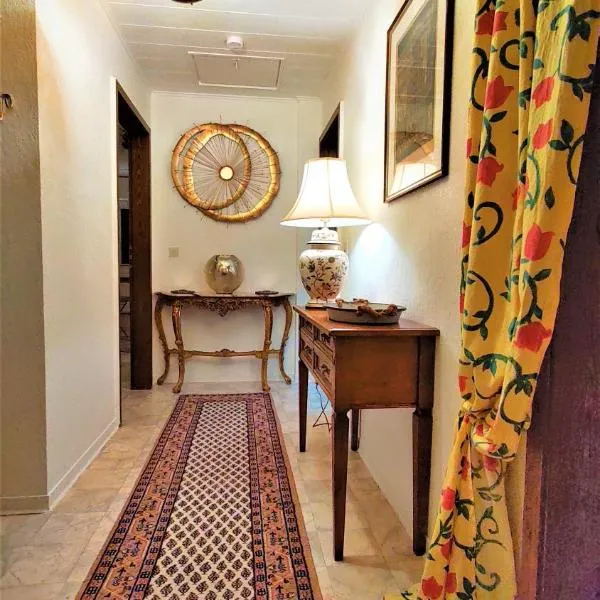 Golden Treasure Superior，位于明斯特的酒店