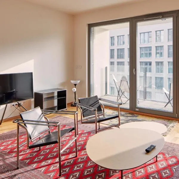 Prague Days - Designer Condo - Trendy Neighborhood，位于布拉格的酒店