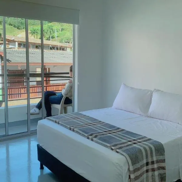 Aloja-T en Apartamento amoblado 5 con balcón en Ciudad Bolivar，位于El Carmen de Atrato的酒店