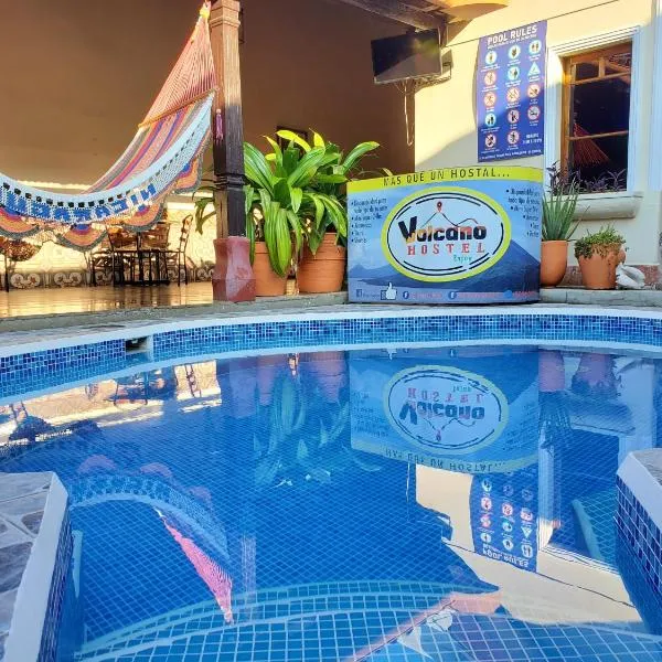 Volcano Hostel，位于莱昂的酒店