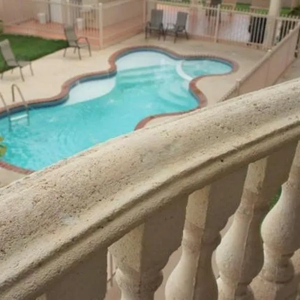 Pelícano Condo，位于林康的酒店