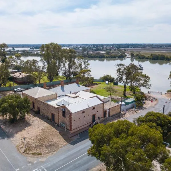 The Wellington Courthouse in South Australia，位于Wellington East的酒店