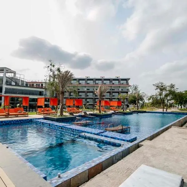 Hotel Sonar Bangla Taki，位于Hāsnābād的酒店