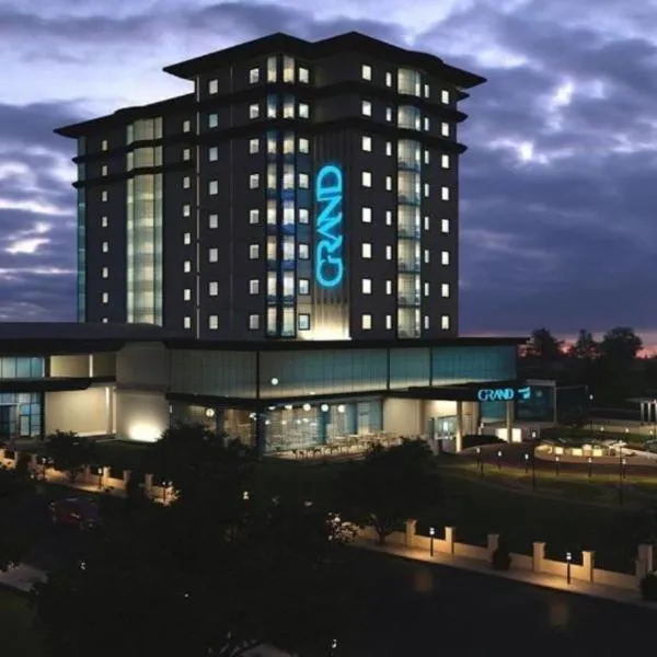 Grand Hotel & Convention Center Karaman，位于Karaman的酒店