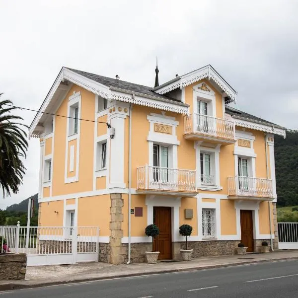 Apartamentos Villa Fresnedo，位于Entrambasaguas的酒店