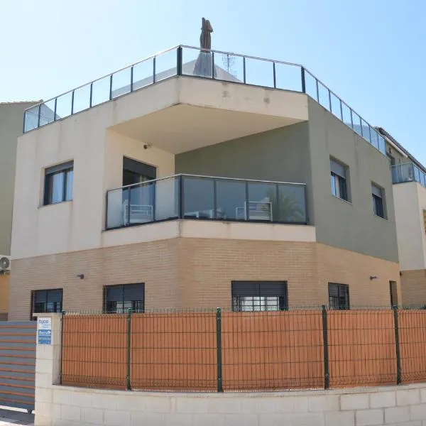 Beautiful house at Daimus Beach，位于代穆斯的酒店