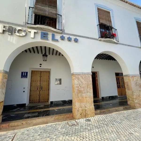 Hotel Don Miguel Plaza，位于Murtas的酒店