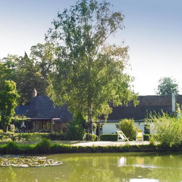 La Lune Lake，位于Épineu-le-Chevreuil的酒店