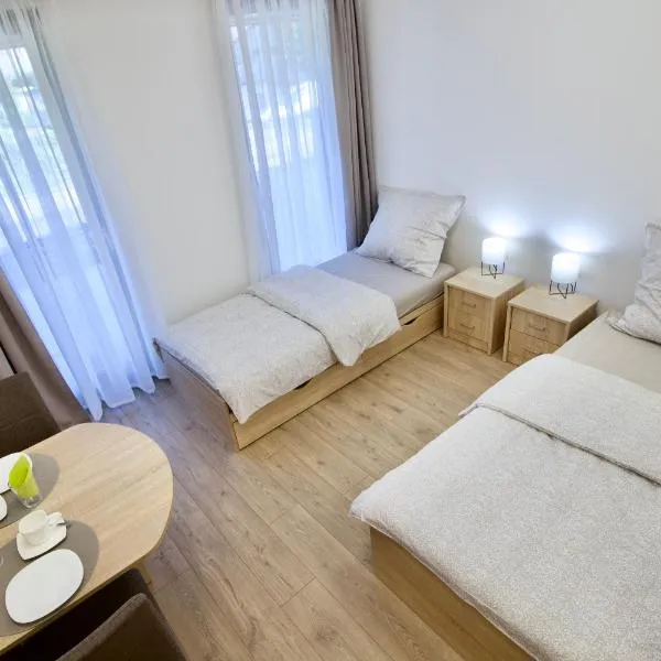 Sport Centrum Apartman，位于Nagytevel的酒店