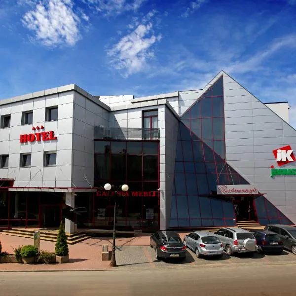 Hotel Janusz，位于Zbuczyn的酒店