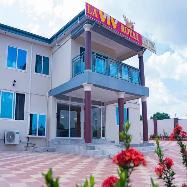 La-VIV ROYAL HOTEL，位于Bekwai的酒店