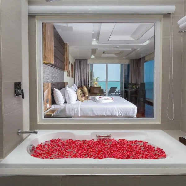 Royal Beach Boutique Resort & Spa Koh Samui，位于拉迈的酒店
