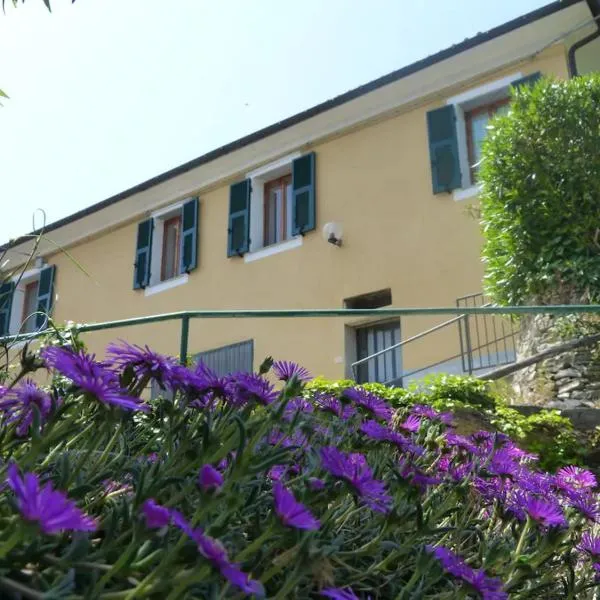 Casa dei Fiori，位于Caravonica的酒店