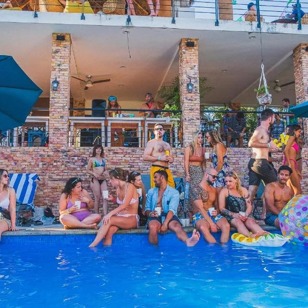 Viajero Sayulita Hostel，位于萨尤利塔的酒店