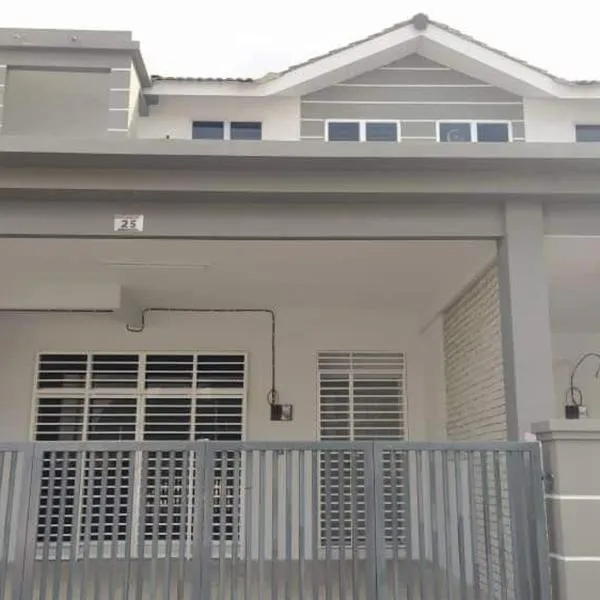 Afiyah Guesthouse，位于巴东勿刹的酒店