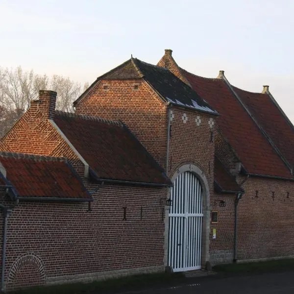 Hoeve Luitenant Halleux，位于蒂嫩的酒店