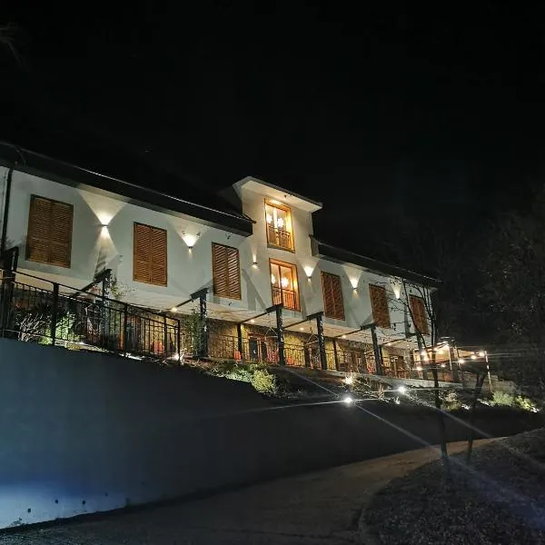 Illaberek Turistaház，位于Sukoró的酒店