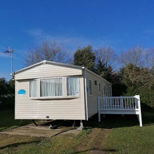 Yare Village, Breydon water holiday park，位于Stokesby的酒店