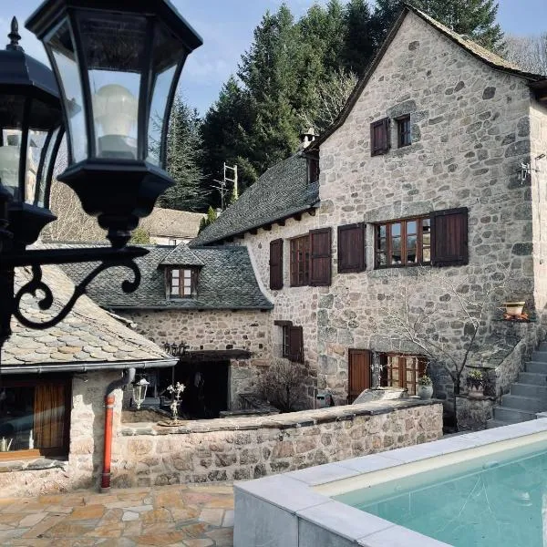 La Maison De Mon Père，位于Le Nayrac的酒店