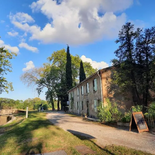 La Bonne Planque - Maison éclusière de La Planque，位于Mas-Saintes-Puelles的酒店