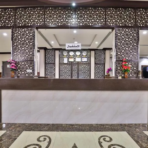 فــنــدق بـفــن Hotel，位于Al Nairyah的酒店