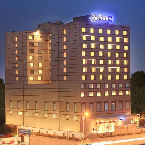 钦奈市中心丽笙酒店，位于钦奈的酒店