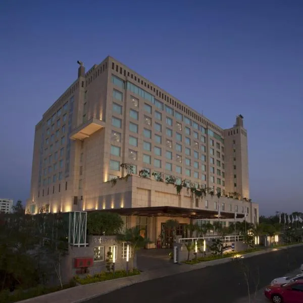 那格浦尔丽笙酒店，位于Māharjhari的酒店