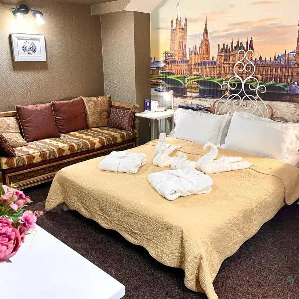 LES Mini Hotel，位于Vtoraya Pyatiletka的酒店
