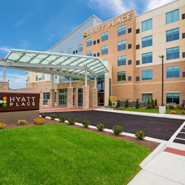 Hyatt Place Hampton Convention Center，位于汉普顿的酒店