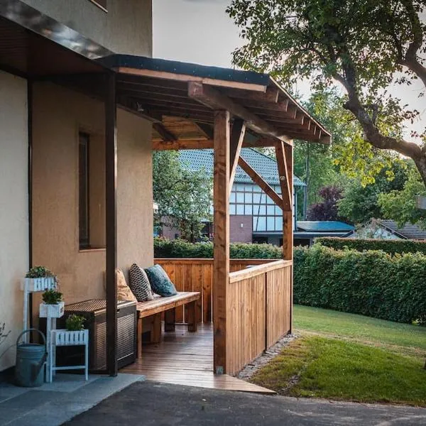 Sommerhaus am Nationalpark Eifel mit Sauna und Whirlpool，位于蒙绍的酒店