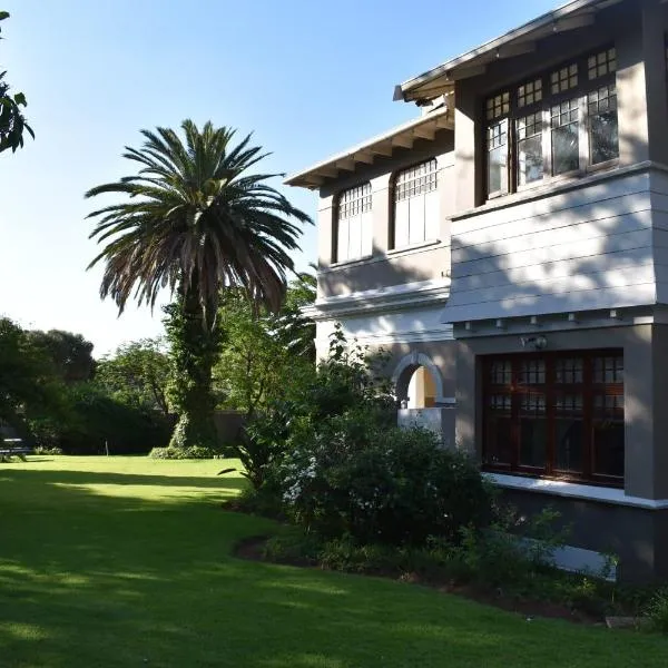 Victorian Villa Westdene Benoni，位于伯诺尼的酒店