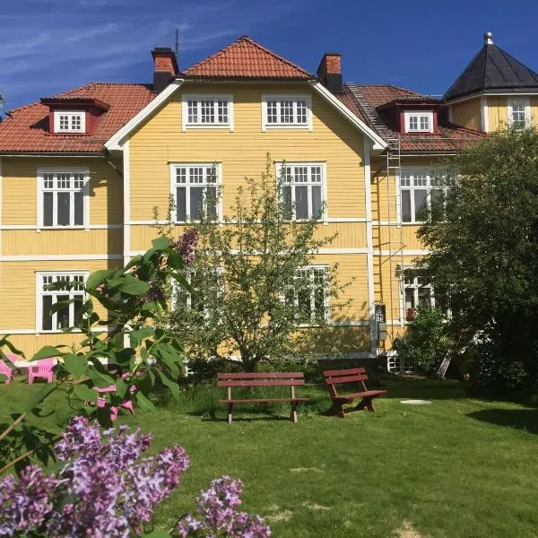 STF Tre Björnar B&B,位于艾尔夫达伦的酒店