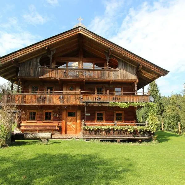 Farmhouse in Hopfgarten in Brixental with garden，位于奥法赫的酒店