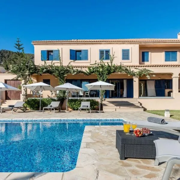 Villa Etruria close to Playa d'en Bossa，位于圣何塞德萨塔莱阿的酒店