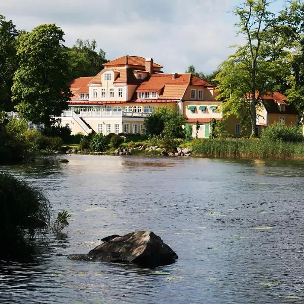 Möckelsnäs Herrgård，位于艾尔姆胡尔特的酒店