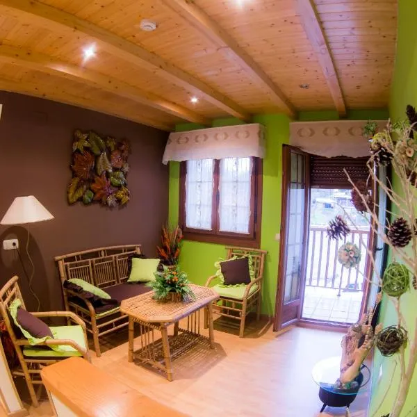 阿维莱斯艾尔霍莱欧酒店，位于阿维莱斯的酒店