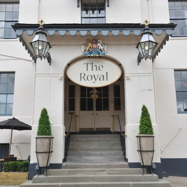 Royal Hotel by Greene King Inns，位于Upton Bishop的酒店