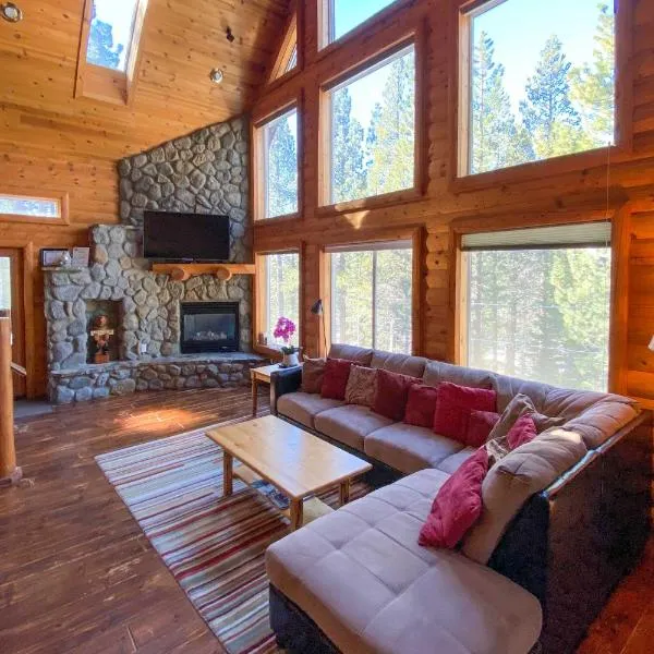 South Lake Tahoe Vacation Rental with Indoor Pool，位于南太浩湖的酒店