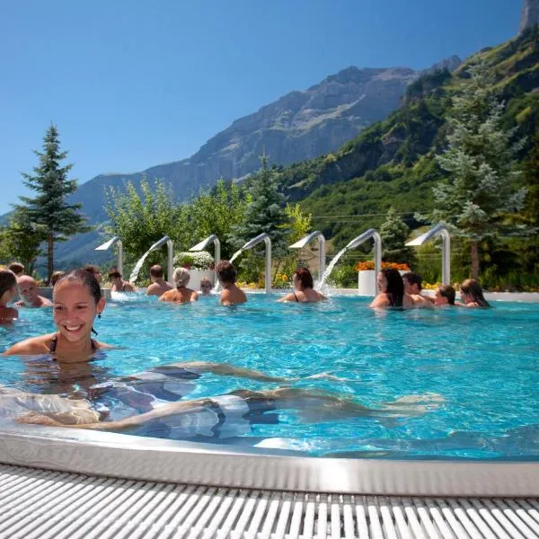 洛伊克巴德阿尔卑斯美景温泉酒店，位于Niedergampel的酒店