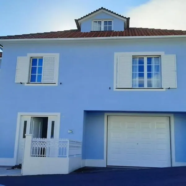 Casa Azul (Blue House)，位于Fajã da Caldeira de Santo Cristo的酒店