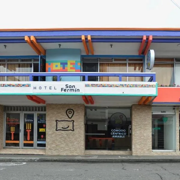 圣佛明节佩雷拉酒店，位于La Badea的酒店