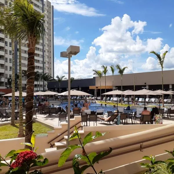 Solar das Águas - Resort Em Olimpia - Ap 2 quartos，位于Guaraci的酒店